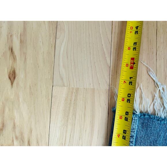 Zara Distressed Knee Jeans - Picture 6 of 7